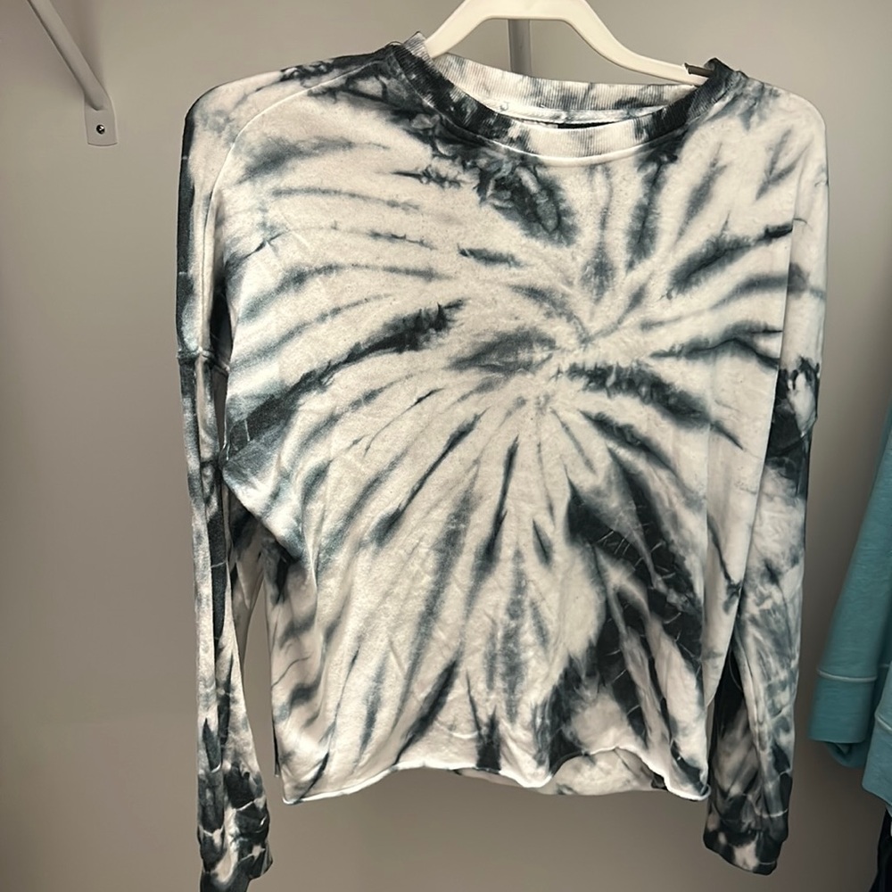 Very comfy blue tie-dye long sleeve tshirt!